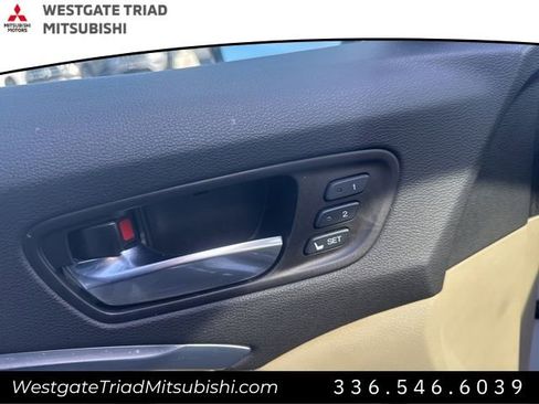 Used 2020 Acura MDX FWD image 17