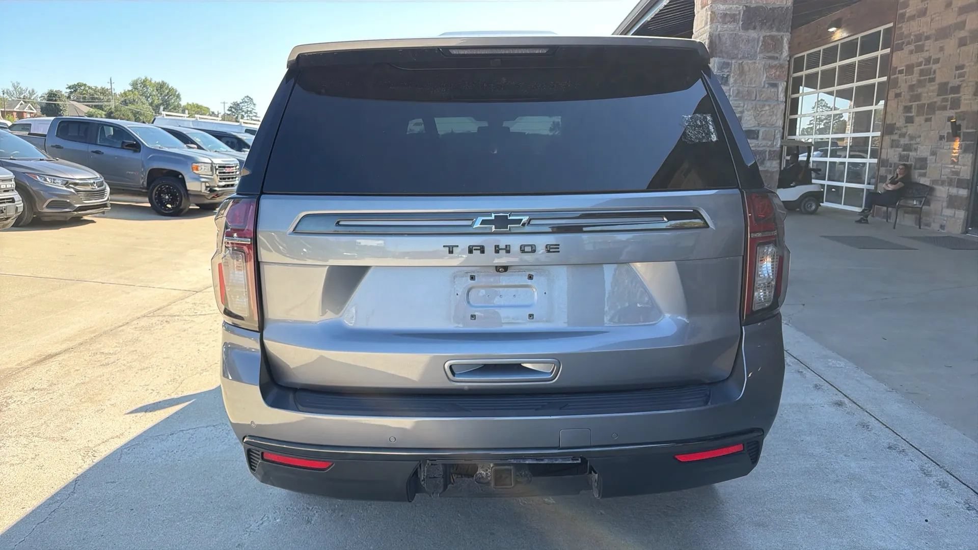 Used 2021 Chevrolet Tahoe Z71 w/ Luxury Package AWD/4WD image 5