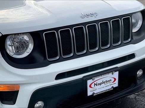 Used 2022 Jeep Renegade Latitude w/ Convenience Group AWD/4WD image 28