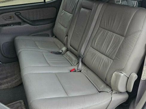 Used 2002 Toyota Sequoia Limited image 15