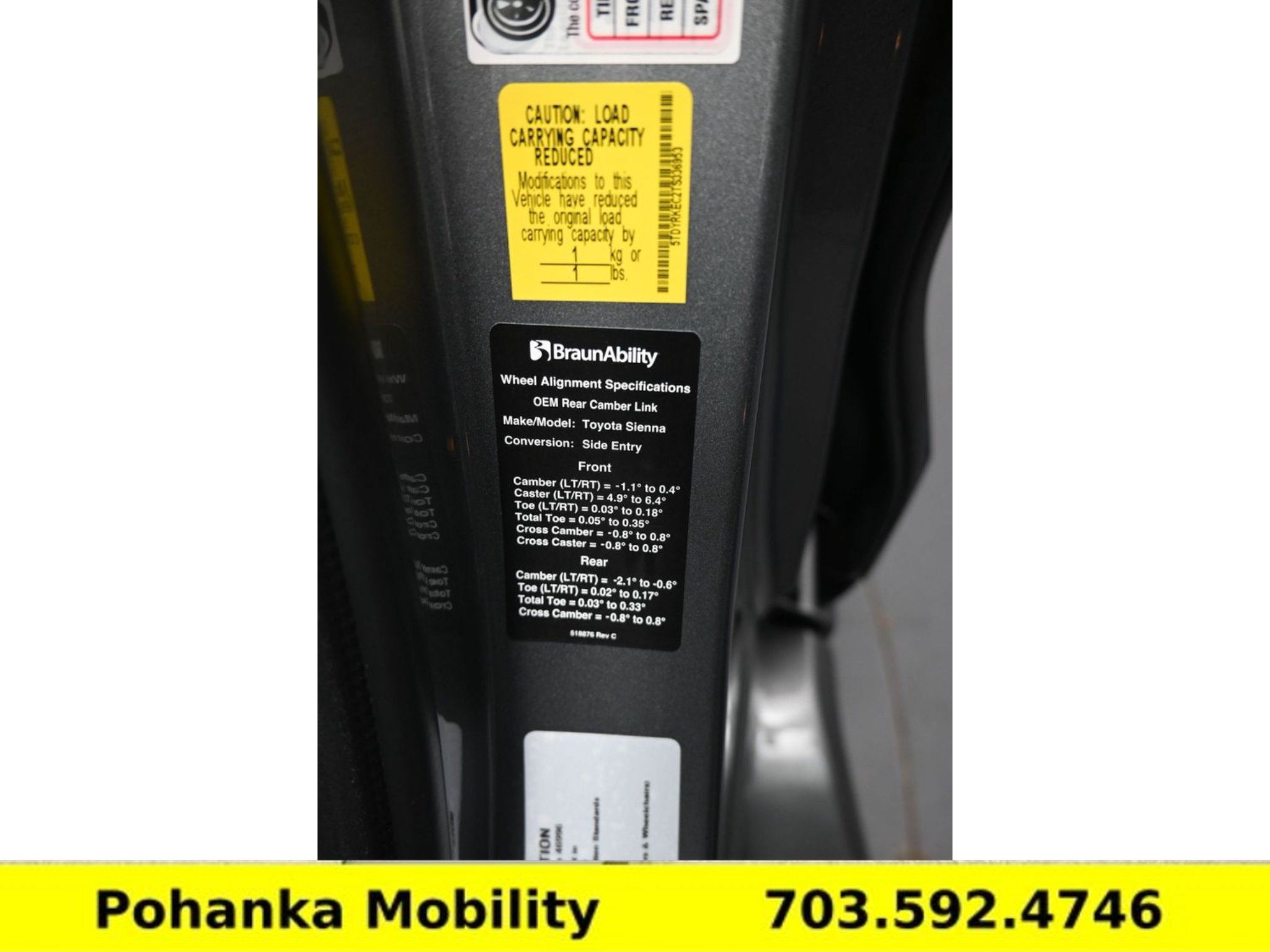 Used 2026 Toyota Sienna XLE FWD image 16
