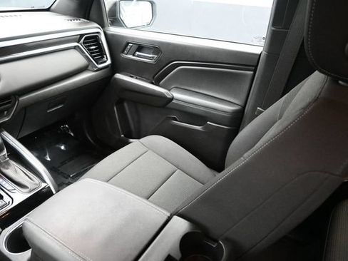 Used 2024 GMC Canyon Elevation w/ Convenience Package RWD image 11