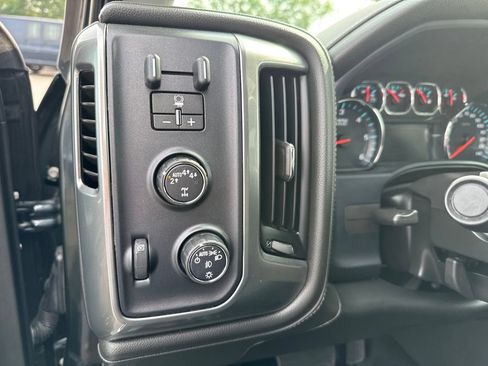 Used 2018 Chevrolet Silverado 1500 LTZ w/ LTZ Plus Package AWD/4WD image 18