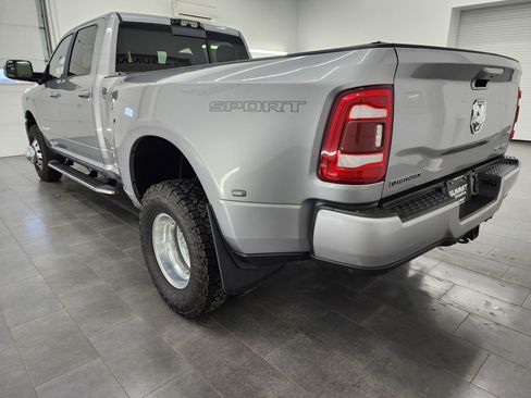 Used 2022 RAM 3500 Big Horn w/ Level B Equipment Group image 6