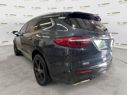 Used 2019 Buick Enclave Essence AWD/4WD image 3