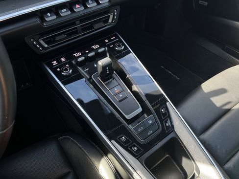 Certified 2020 Porsche 911 Carrera 4S image 28