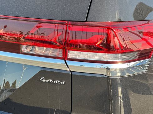 New 2026 Volkswagen Atlas SE image 7