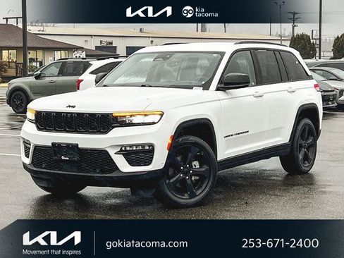 Used 2023 Jeep Grand Cherokee Limited w/ Luxury Tech Group II image 1