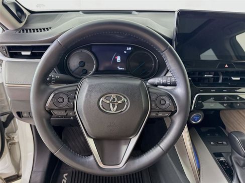 Used 2021 Toyota Venza Limited w/ Advanced Technology Package AWD/4WD image 19
