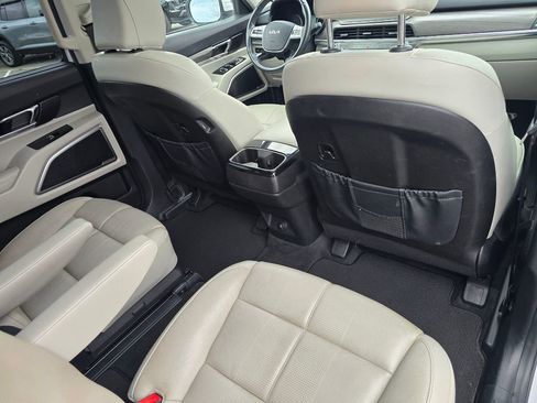 Used 2022 Kia Telluride EX w/ EX Premium Package image 30