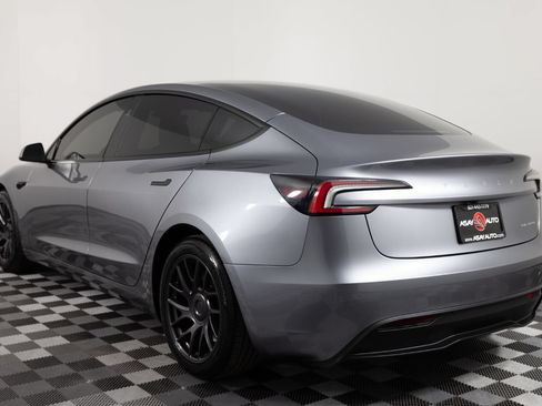 Used 2025 Tesla Model 3 Long Range AWD/4WD image 5