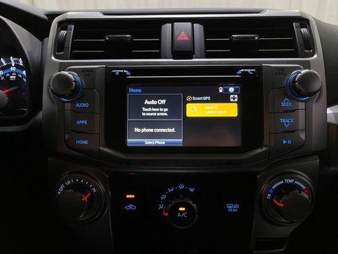 Certified 2019 Toyota 4Runner SR5 AWD/4WD image 18