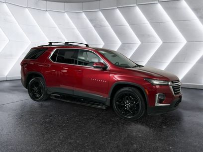 Used 2023 Chevrolet Traverse LT