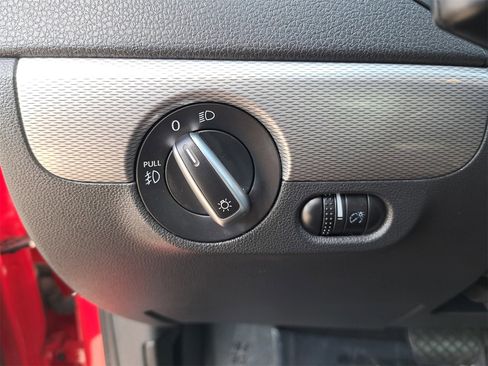 Used 2018 Volkswagen Jetta Wolfsburg Edition image 25