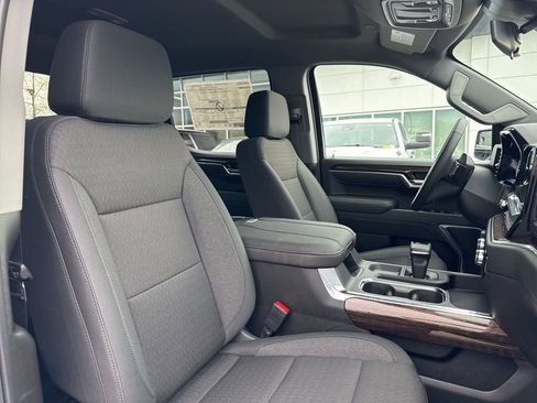 New 2026 GMC Sierra 1500 Elevation image 22