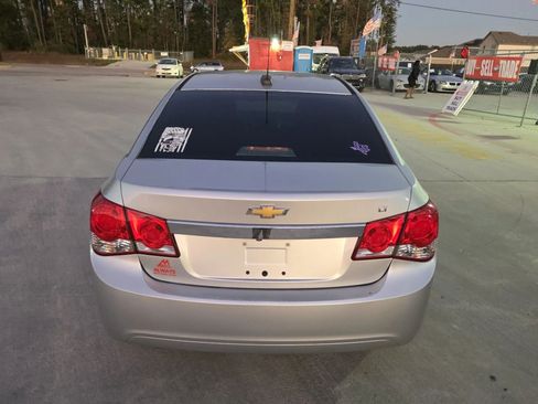 Used 2015 Chevrolet Cruze LT FWD image 40
