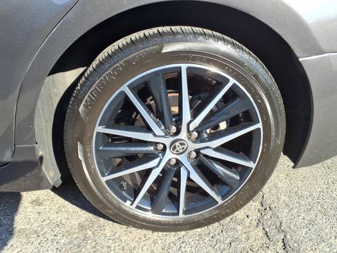 Certified 2024 Toyota Camry SE AWD/4WD image 7