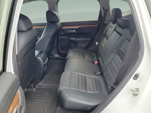 Used 2022 Honda CR-V Touring image 9
