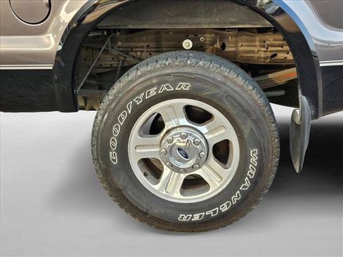 Used 2007 Ford F250 Lariat AWD/4WD image 17