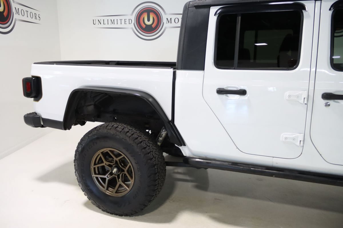 Used 2021 Jeep Gladiator Sport AWD/4WD image 9
