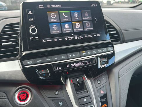 Used 2025 Honda Odyssey Sport-L image 13