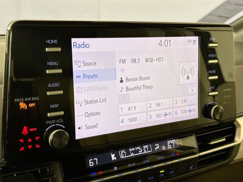 Certified 2023 Toyota Sienna XLE image 24