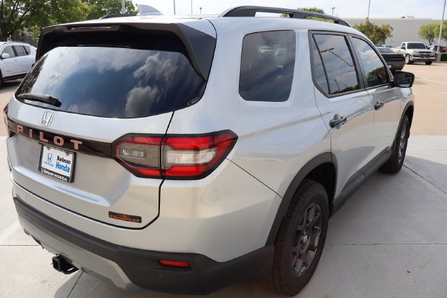 New 2026 Honda Pilot TrailSport image 4