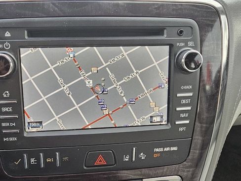 Used 2017 Buick Enclave Premium image 10