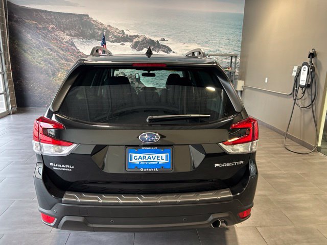 Used 2023 Subaru Forester Limited AWD/4WD image 40