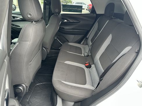 Certified 2024 Chevrolet TrailBlazer LT w/ LT Cold Weather Package FWD image 15