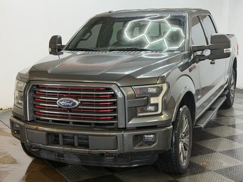 Used 2016 Ford F150 Lariat w/ Equipment Group 502A Luxury image 5