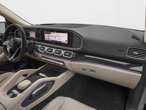 New 2026 Mercedes-Benz GLE 580 4MATIC image 11