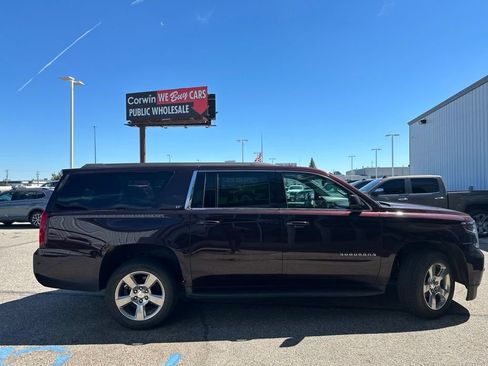 Used 2020 Chevrolet Suburban LT AWD/4WD image 14