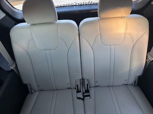 New 2025 Kia Sorento S image 44