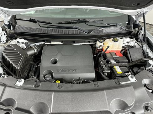 Used 2023 Chevrolet Traverse RS w/ LPO, Floor Liner Package AWD/4WD image 34