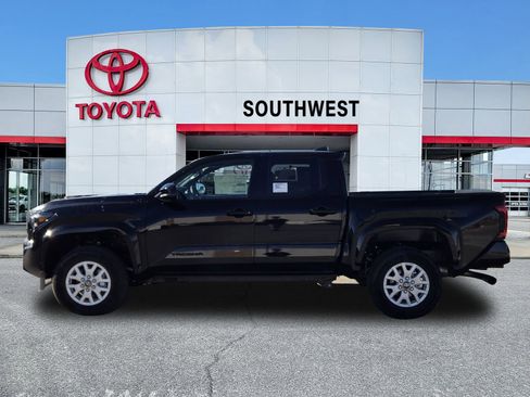 New 2026 Toyota Tacoma SR5 image 3