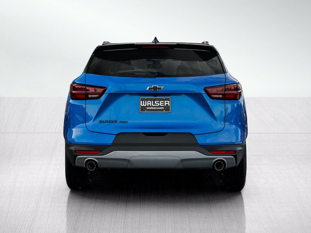 New 2026 Chevrolet Blazer LT w/ Convenience Package AWD/4WD image 5