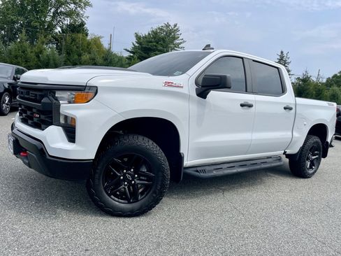 Used 2024 Chevrolet Silverado 1500 Custom Trail Boss AWD/4WD image 33