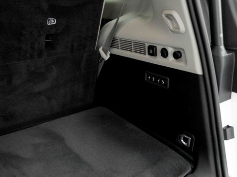 Used 2023 Jeep Wagoneer Series III w/ Premium Group I AWD/4WD image 94