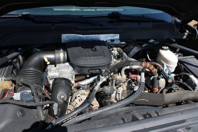 Used 2015 Chevrolet Silverado 2500 LTZ w/ Duramax Plus Package AWD/4WD image 31