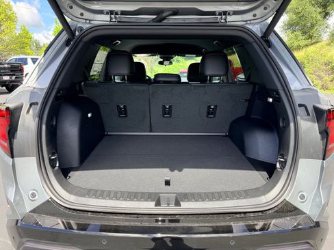 New 2026 GMC Terrain AT4 w/ Convenience Package III image 9