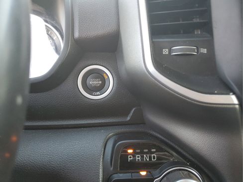 Used 2020 RAM 1500 Big Horn AWD/4WD image 19