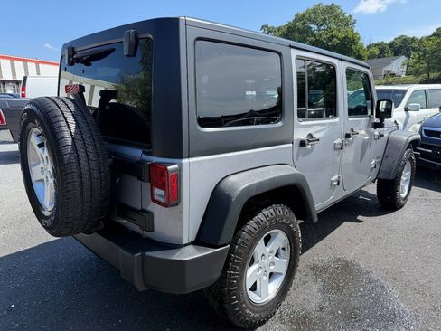 Used 2015 Jeep Wrangler Unlimited Sport w/ Quick Order Package 24S AWD/4WD image 5