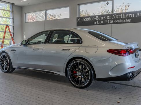 New 2026 Mercedes-Benz E 53 AMG e 4MATIC Sedan image 13