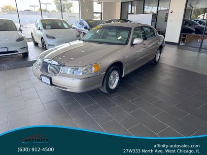Used 2002 Lincoln Town Car Executive