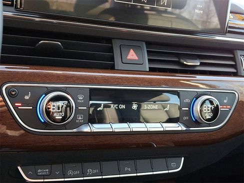 Used 2023 Audi A4 2.0T Premium w/ Convenience Package image 20