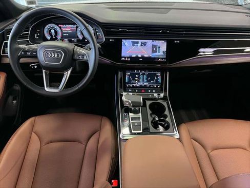 Used 2025 Audi Q8 Premium Plus image 13