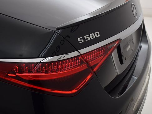 New 2026 Mercedes-Benz S 580 4MATIC Sedan image 11