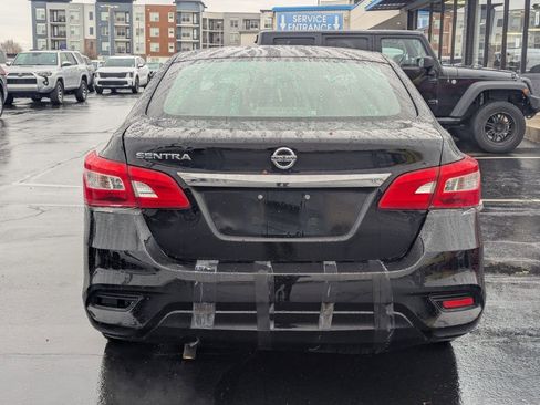 Used 2017 Nissan Sentra S image 6