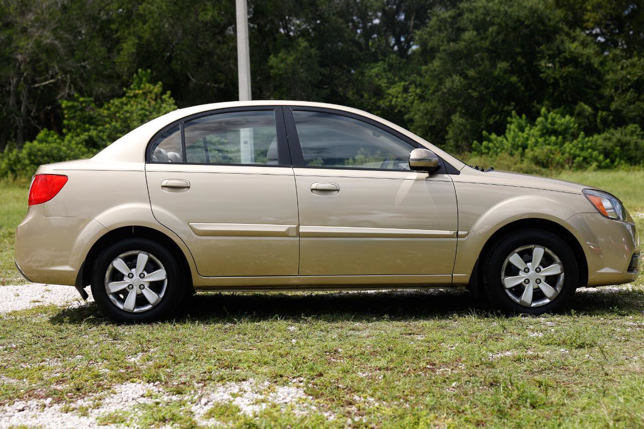 Used 2010 Kia Rio LX w/ Value Pkg FWD image 13